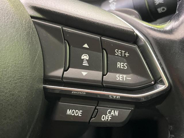 アクセラスポーツ 15XD Lパッケージ 純正DVDナビ バックカメラ 衝突被害軽減システム レーダークルーズ レザーシート パワーシート スマートキー LEDヘッド ETC オートライト デュアルエアコン 純正18インチアルミ(4枚目)