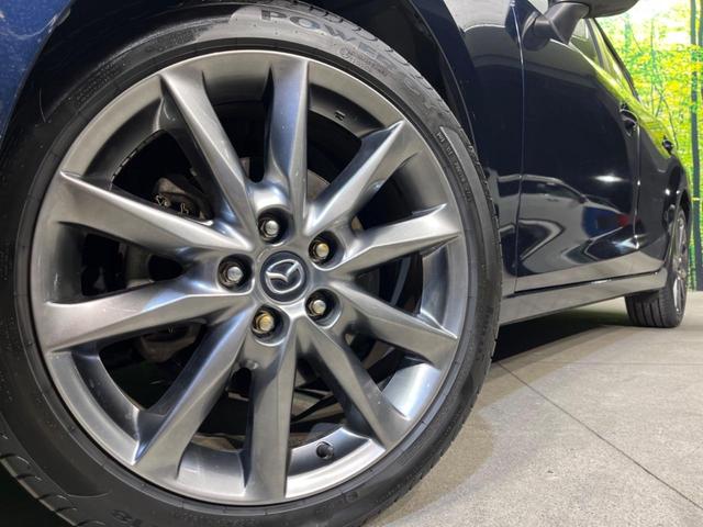 アクセラスポーツ 15XD Lパッケージ 純正DVDナビ バックカメラ 衝突被害軽減システム レーダークルーズ レザーシート パワーシート スマートキー LEDヘッド ETC オートライト デュアルエアコン 純正18インチアルミ(13枚目)