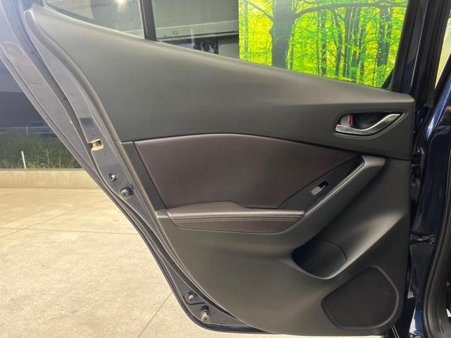 アクセラスポーツ 15XD Lパッケージ 純正DVDナビ バックカメラ 衝突被害軽減システム レーダークルーズ レザーシート パワーシート スマートキー LEDヘッド ETC オートライト デュアルエアコン 純正18インチアルミ(26枚目)