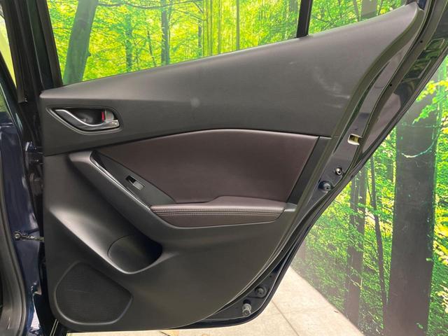 アクセラスポーツ 15XD Lパッケージ 純正DVDナビ バックカメラ 衝突被害軽減システム レーダークルーズ レザーシート パワーシート スマートキー LEDヘッド ETC オートライト デュアルエアコン 純正18インチアルミ(27枚目)