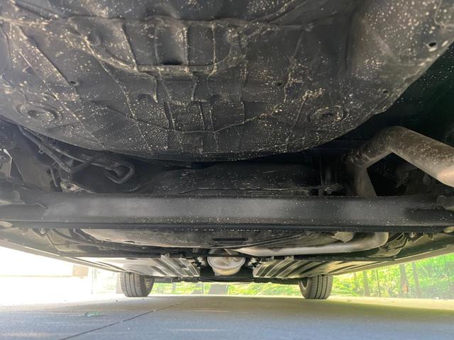 スイフト RS ドラレコ スマートキー ビルトインETC オートライト オートエアコン シートヒーター 純正15インチアルミ Bluetooth CD DVD再生 地デジ フロントフォグランプ リアフォグランプ(19枚目)