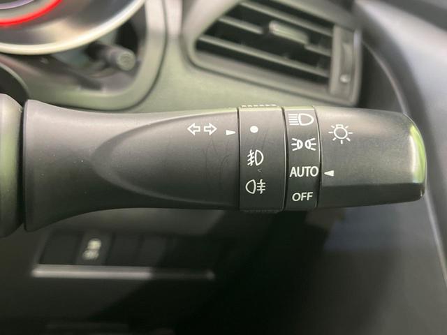 スイフト RS ドラレコ スマートキー ビルトインETC オートライト オートエアコン シートヒーター 純正15インチアルミ Bluetooth CD DVD再生 地デジ フロントフォグランプ リアフォグランプ(39枚目)