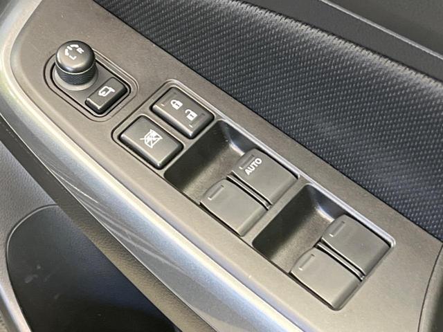 スイフト RS ドラレコ スマートキー ビルトインETC オートライト オートエアコン シートヒーター 純正15インチアルミ Bluetooth CD DVD再生 地デジ フロントフォグランプ リアフォグランプ(43枚目)