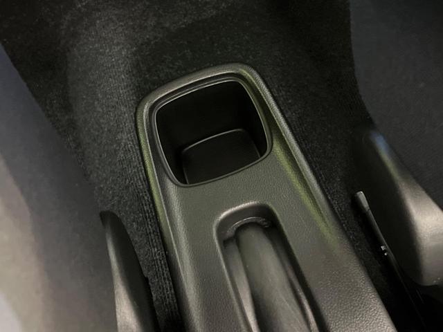 スイフト RS ドラレコ スマートキー ビルトインETC オートライト オートエアコン シートヒーター 純正15インチアルミ Bluetooth CD DVD再生 地デジ フロントフォグランプ リアフォグランプ(46枚目)