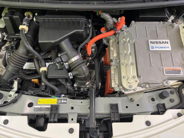 ノート e-パワー X SDナビ 全周囲カメラ ドラレコ スマートキー LEDヘッド ETC オートエアコン 純正14インチアルミ CD DVD再生 ブルーレイ再生 フルセグ デジタルインナーミラー パワーウィンドウ(18枚目)