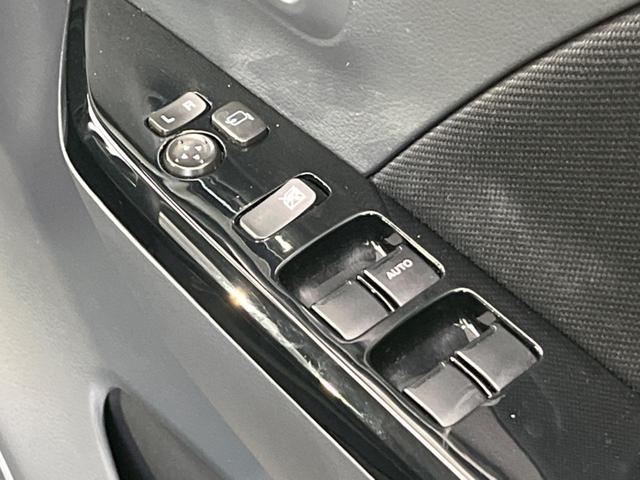 ワゴンＲスティングレー Ｘ　ＳＤナビ　衝突被害軽減システム　スマートキー　ＨＩＤヘッド　ビルトインＥＴＣ　オートライト　オートエアコン　Ｂｌｕｅｔｏｏｔｈ　ＣＤ再生　ＤＶＤ再生　フルセグ　アイドリングストップ　電動格納ミラー（38枚目）