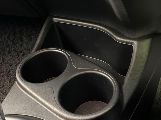 アクア Ｓ　ＳＤナビ　バックカメラ　禁煙車　スマートキー　ＥＴＣ　オートライト　オートエアコン　Ｂｌｕｅｔｏｏｔｈ　ＣＤ　ＤＶＤ再生　ステアリングスイッチ　パワーウィンドウ　電動格納ドアミラー（46枚目）