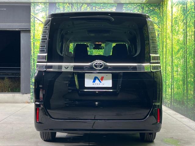 ヴォクシー Ｘ　ＳＤナビ　電動スライドドア　衝突被害軽減システム　禁煙車　ドラレコ　フリップダウン　スマートキー　ＬＥＤヘッド　ＥＴＣ　クルコン　オートハイビーム　オートライト　デュアルエアコン　車線逸脱警報（15枚目）