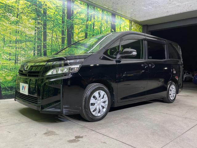 ヴォクシー Ｘ　ＳＤナビ　電動スライドドア　衝突被害軽減システム　禁煙車　ドラレコ　フリップダウン　スマートキー　ＬＥＤヘッド　ＥＴＣ　クルコン　オートハイビーム　オートライト　デュアルエアコン　車線逸脱警報（21枚目）