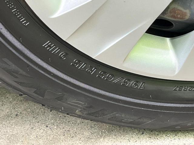 ヴォクシー Ｘ　ＳＤナビ　電動スライドドア　衝突被害軽減システム　禁煙車　ドラレコ　フリップダウン　スマートキー　ＬＥＤヘッド　ＥＴＣ　クルコン　オートハイビーム　オートライト　デュアルエアコン　車線逸脱警報（62枚目）