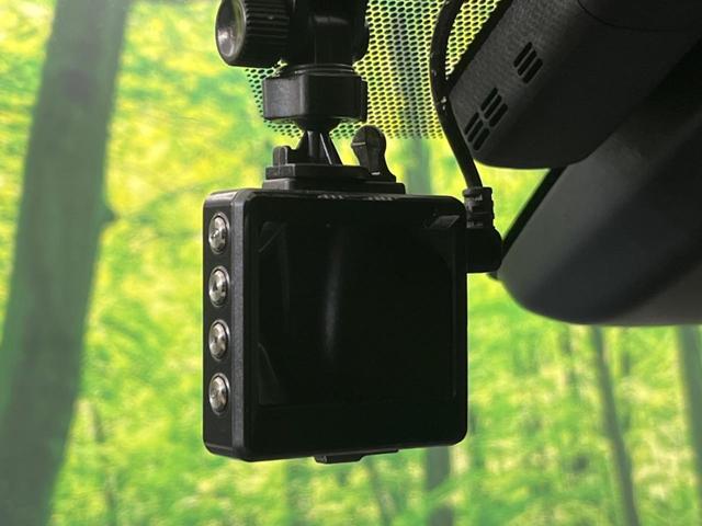 プリウス Ａツーリングセレクション　４ＷＤ　衝突軽減　レーダークルコン　純正ナビ　バックカメラ　合皮シート　前席シートヒーター　運転席パワーシート　ＬＥＤヘッド　純正１７インチアルミ　ＬＥＤフロントフォグ　フルセグ　Ｂｌｕｅｔｏｏｔｈ（36枚目）