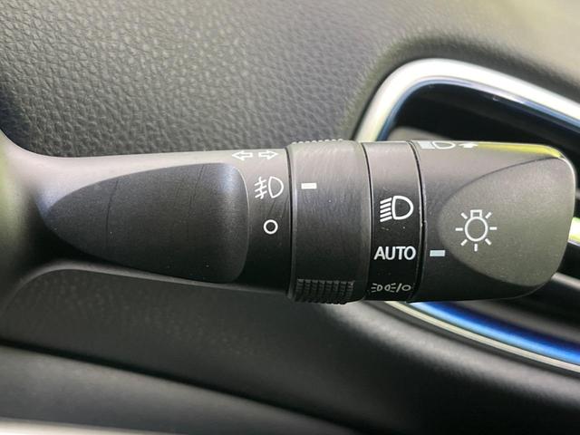プリウス Ａツーリングセレクション　４ＷＤ　衝突軽減　レーダークルコン　純正ナビ　バックカメラ　合皮シート　前席シートヒーター　運転席パワーシート　ＬＥＤヘッド　純正１７インチアルミ　ＬＥＤフロントフォグ　フルセグ　Ｂｌｕｅｔｏｏｔｈ（41枚目）