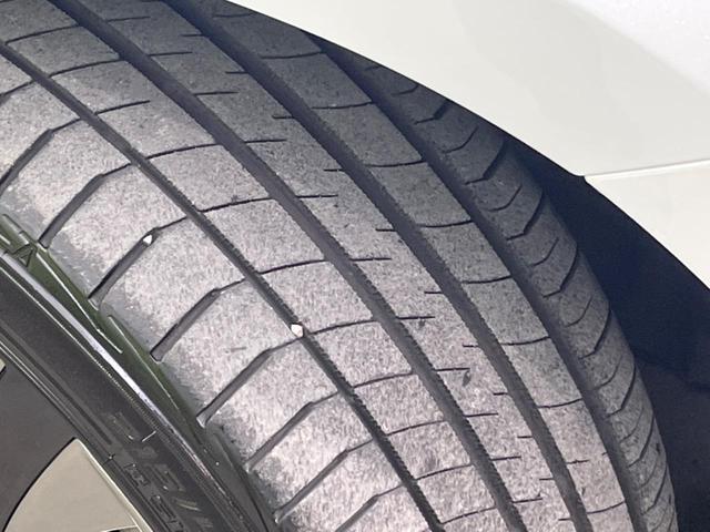 プリウス Ａツーリングセレクション　４ＷＤ　衝突軽減　レーダークルコン　純正ナビ　バックカメラ　合皮シート　前席シートヒーター　運転席パワーシート　ＬＥＤヘッド　純正１７インチアルミ　ＬＥＤフロントフォグ　フルセグ　Ｂｌｕｅｔｏｏｔｈ（59枚目）