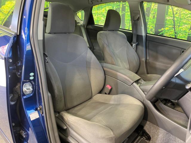 プリウス S 純正HDDナビ バックカメラ ガラスルーフ オートライト オートエアコン スマートキー ビルトインETC 電動確認ミラー CD再生 DVD再生 ステアリングリモコン 盗難防止 プライバシーガラス(8枚目)