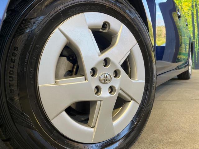 プリウス S 純正HDDナビ バックカメラ ガラスルーフ オートライト オートエアコン スマートキー ビルトインETC 電動確認ミラー CD再生 DVD再生 ステアリングリモコン 盗難防止 プライバシーガラス(13枚目)