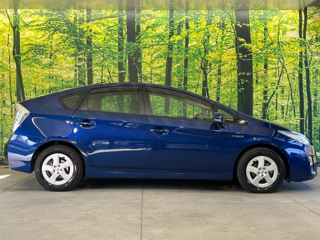 プリウス S 純正HDDナビ バックカメラ ガラスルーフ オートライト オートエアコン スマートキー ビルトインETC 電動確認ミラー CD再生 DVD再生 ステアリングリモコン 盗難防止 プライバシーガラス(24枚目)