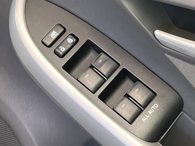 プリウス S 純正HDDナビ バックカメラ ガラスルーフ オートライト オートエアコン スマートキー ビルトインETC 電動確認ミラー CD再生 DVD再生 ステアリングリモコン 盗難防止 プライバシーガラス(43枚目)