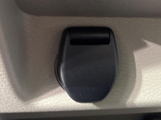 ルークス Ｓ　衝突被害軽減システム　禁煙車　コーナーセンサー　オートライト　踏み間違い防止　車線逸脱防止　ふらつき警報　標識検知機能　アイボリーシート　ステアリングスイッチ　ハイビームアシスト（48枚目）