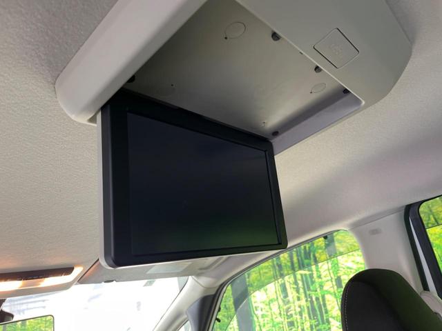 セレナ ハイウェイスター Vセレクション 4WD 両側電動ドア 純正SDナビ 後席モニター 全周囲カメラ 衝突被害軽減システム レーダークルーズ 禁煙車 スマートキー LEDヘッド ビルトインETC 純正15インチアルミ オートライト(5枚目)