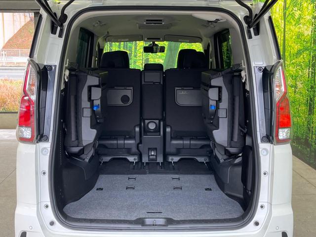 セレナ ハイウェイスター Vセレクション 4WD 両側電動ドア 純正SDナビ 後席モニター 全周囲カメラ 衝突被害軽減システム レーダークルーズ 禁煙車 スマートキー LEDヘッド ビルトインETC 純正15インチアルミ オートライト(29枚目)