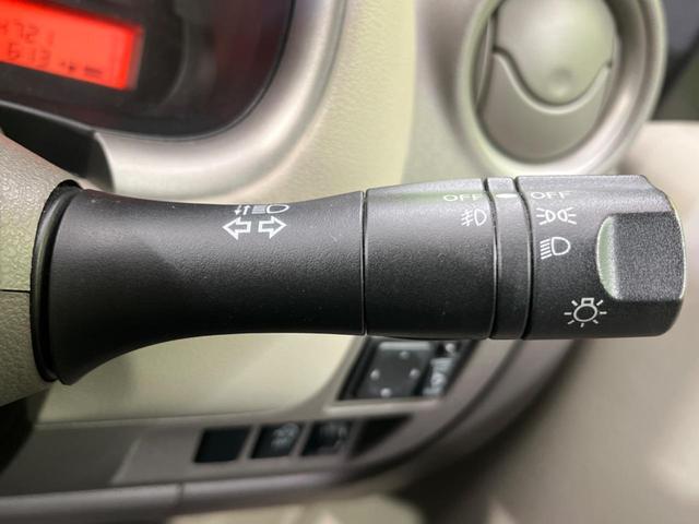 マーチ １２Ｘ　禁煙車　スマートキー　メモリーナビ　ＥＴＣ　ＣＤ　ＤＶＤ再生　地デジ　アイドリングストップ　電動格納ドアミラー　パワーウィンドウ　プライバシーガラス（21枚目）