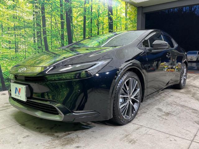 プリウス Ｚ　４ＷＤ　全周囲カメラ　衝突被害軽減システム　レーダークルーズ　禁煙車　電動リアゲート　レザーシート　前席シートエアコン　パワーシート　コーナーセンサー　スマートキー　ＬＥＤヘッド（16枚目）