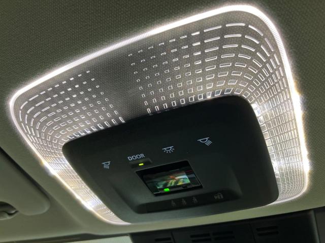 プリウス Ｚ　４ＷＤ　全周囲カメラ　衝突被害軽減システム　レーダークルーズ　禁煙車　電動リアゲート　レザーシート　前席シートエアコン　パワーシート　コーナーセンサー　スマートキー　ＬＥＤヘッド（61枚目）