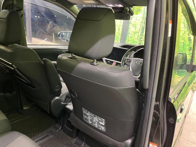 ヴォクシー ハイブリッドＺＳ　煌　両側電動ドア　バックカメラ　衝突被害軽減システム　禁煙車　スマートキー　ＬＥＤヘッド　ビルトインＥＴＣ　クルコン　車線逸脱警報　オートライト　デュアルエアコン　リアエアコン　Ｂｌｕｅｔｏｏｔｈ　ＣＤ（51枚目）