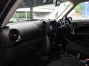 ●輸入車ならではの、細部まで作り込まれた、洗練されたデザインです。運転席からの視界は、店頭にてお客様ご自身の目でお確かめください!