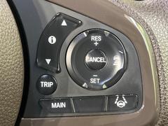 �ڥ����ץƥ��֥��롼������ȥ�����۹�®ƻϩ�Ǥ�Ĺ��Υ���Ԥ��ڤˡ�����ư��®�٤��ݤĥ��롼������ȥ����뤬�����ͷڸ������ƥ��Ϣ�Ȥ��������μ�ξ���Τ��Ƽִ֤��ݤĤ褦��®��Ĵ�ᤷ�Ƥ���ޤ����� 5