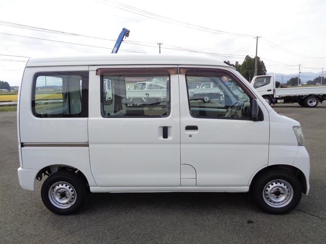 ハイゼットカーゴ スペシャル 4WD/オートマ/リアヒーター/内外装クリーニング済/保証付き販売車両/(24枚目)