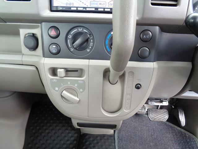 エブリイ PA 4WD/ABS付き/オートマ/社外ナビ/ETC/走行5万キロ台/内外装クリーニング済/保証付き販売車両/(14枚目)