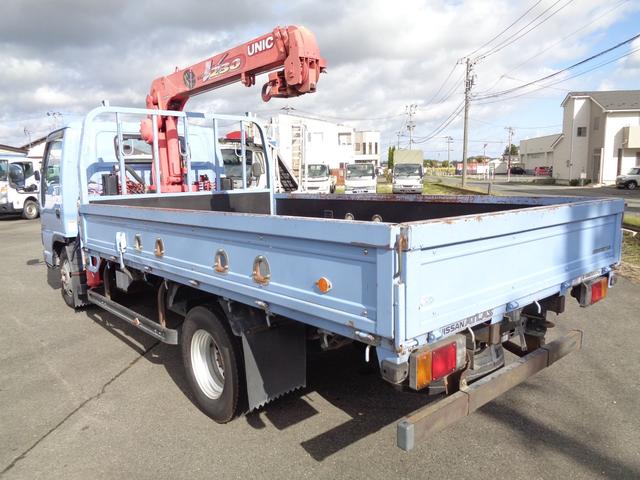 アトラストラック  2t/3段クレーン/ワイドロング/6速マニュアル/ユニック/2.3t吊り/最大積載量2000kg/スムーサーシフト/関東仕入れ車両/保証付き販売車両/内外装クリーニング済(11枚目)