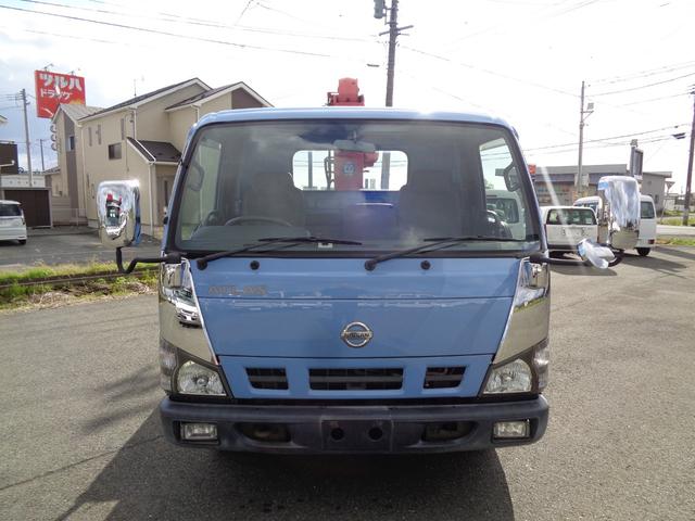 アトラストラック  2t/3段クレーン/ワイドロング/6速マニュアル/ユニック/2.3t吊り/最大積載量2000kg/スムーサーシフト/関東仕入れ車両/保証付き販売車両/内外装クリーニング済(19枚目)