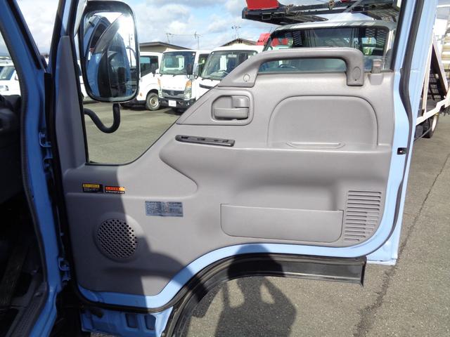 アトラストラック  2t/3段クレーン/ワイドロング/6速マニュアル/ユニック/2.3t吊り/最大積載量2000kg/スムーサーシフト/関東仕入れ車両/保証付き販売車両/内外装クリーニング済(33枚目)