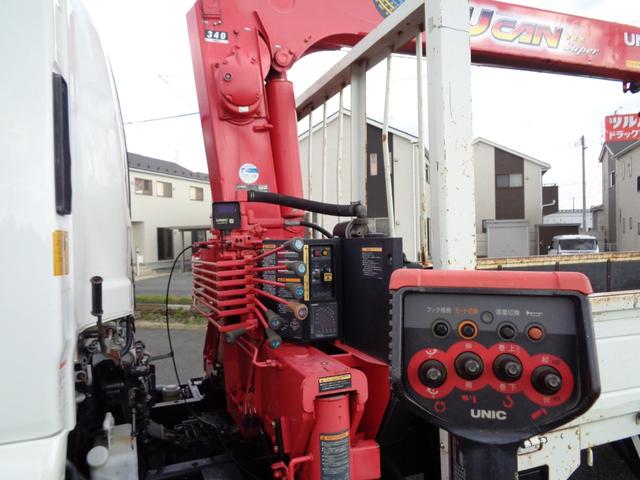フォワード 2.65t/ユニック/クレーン付き/4段クレーン/ラジコン付き/2.9t吊り/走行5万キロ台/ETC/荷台内寸約540×220/スムーサー/オートマ/内外装クリーニング済/保証付き販売車両(22枚目)