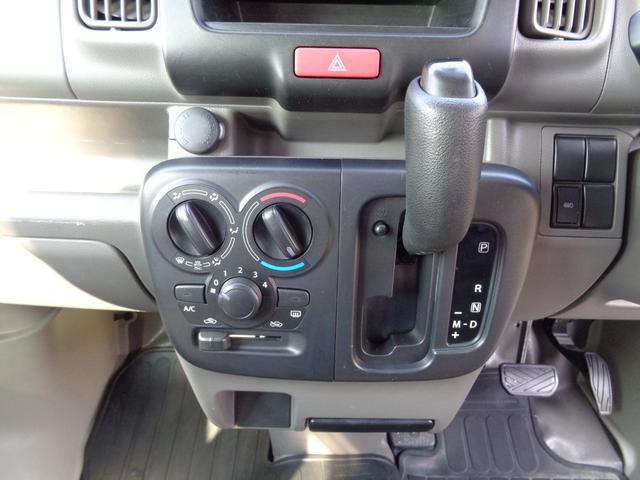 ＮＶ１００クリッパーバン ＤＸ　４ＷＤ／オートマ／キーレス／ハイルーフ／ルーフキャリア／関東仕入れ／内装クリーニング済／保証付き販売車両／（13枚目）