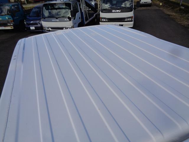 キャンターガッツ Wキャブ/6人乗り/4WD/リアシングルタイヤ/5速マニュアル/リアヒーター/キーレス/ETC/内外装クリーニング済/保証付き販売車両/(21枚目)