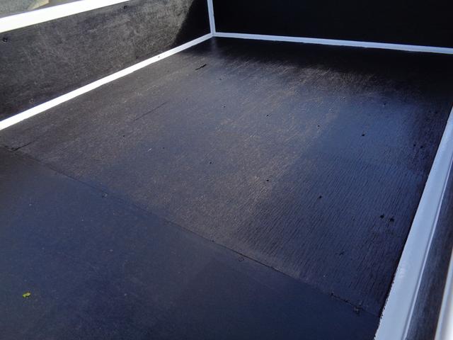 キャンターガッツ Wキャブ/6人乗り/4WD/リアシングルタイヤ/5速マニュアル/リアヒーター/キーレス/ETC/内外装クリーニング済/保証付き販売車両/(23枚目)