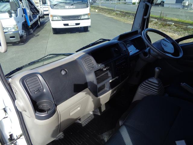 キャンターガッツ Wキャブ/6人乗り/4WD/リアシングルタイヤ/5速マニュアル/リアヒーター/キーレス/ETC/内外装クリーニング済/保証付き販売車両/(34枚目)
