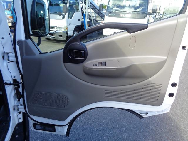 キャンターガッツ Wキャブ/6人乗り/4WD/リアシングルタイヤ/5速マニュアル/リアヒーター/キーレス/ETC/内外装クリーニング済/保証付き販売車両/(35枚目)
