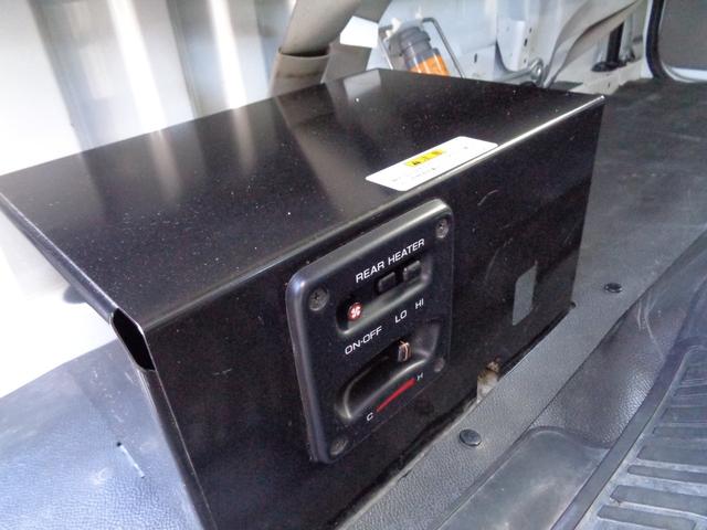 キャンターガッツ Wキャブ/6人乗り/4WD/リアシングルタイヤ/5速マニュアル/リアヒーター/キーレス/ETC/内外装クリーニング済/保証付き販売車両/(50枚目)