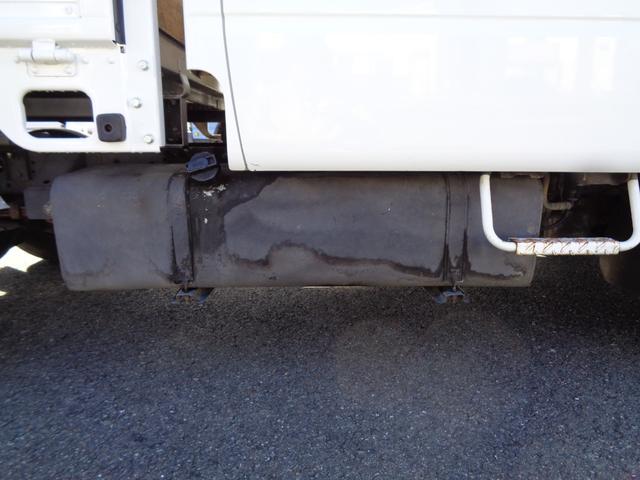 キャンターガッツ Wキャブ/6人乗り/4WD/リアシングルタイヤ/5速マニュアル/リアヒーター/キーレス/ETC/内外装クリーニング済/保証付き販売車両/(57枚目)