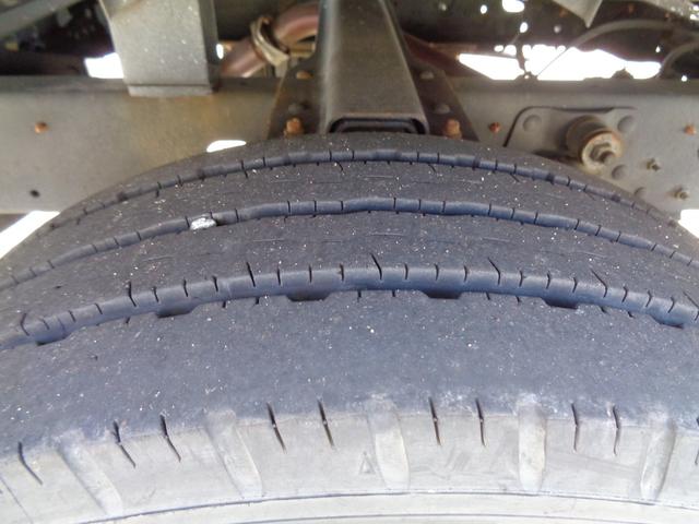 キャンターガッツ Wキャブ/6人乗り/4WD/リアシングルタイヤ/5速マニュアル/リアヒーター/キーレス/ETC/内外装クリーニング済/保証付き販売車両/(69枚目)