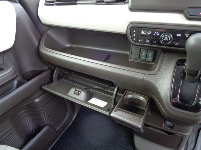Ｎ－ＢＯＸ Ｌ　４ＷＤ／ホンダセンシング／社外ナビ／バックカメラ／ＥＴＣ／左側パワースライドドア／両側スライド／クルーズコントロール／ＬＥＤヘッドライト／プッシュスタート／左右前席シートヒーター／衝突被害軽減ブレーキ（18枚目）