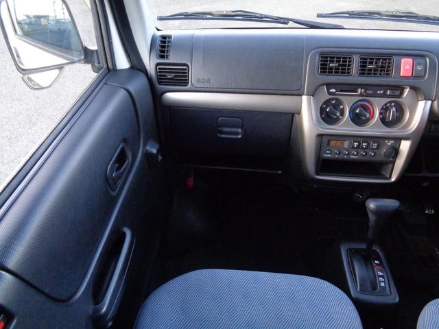 アクティバン ＳＤＸ　４ＷＤ／オートマ／集中ドアロック／パワーウィンドウ／禁煙車／エアコン／パワステ／内装クリーニング済／保証付き販売車両（10枚目）