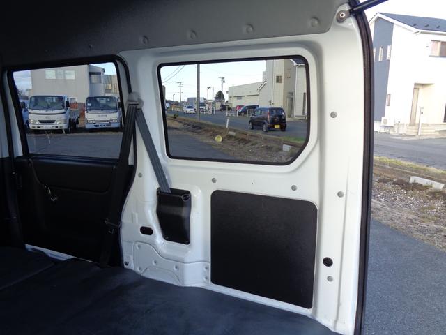 アクティバン ＳＤＸ　４ＷＤ／オートマ／集中ドアロック／パワーウィンドウ／禁煙車／エアコン／パワステ／内装クリーニング済／保証付き販売車両（32枚目）