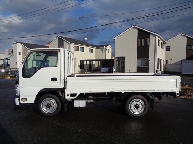 エルフトラック 1.5t/4WD/平ボディ/リアシングルタイヤ/オートマ/10尺平ボディ/関東仕入れ/内外装クリーニング済/保証付き販売車両(7枚目)