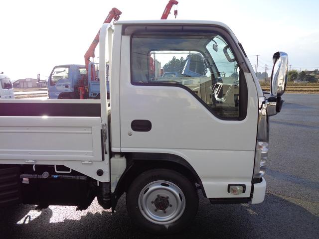 エルフトラック 1.5t/4WD/平ボディ/リアシングルタイヤ/オートマ/10尺平ボディ/関東仕入れ/内外装クリーニング済/保証付き販売車両(17枚目)