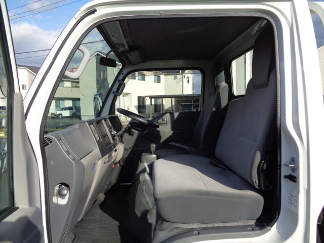 エルフトラック 1.5t/4WD/平ボディ/リアシングルタイヤ/オートマ/10尺平ボディ/関東仕入れ/内外装クリーニング済/保証付き販売車両(24枚目)